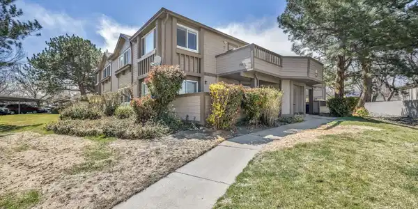 785 Kingston Lane
