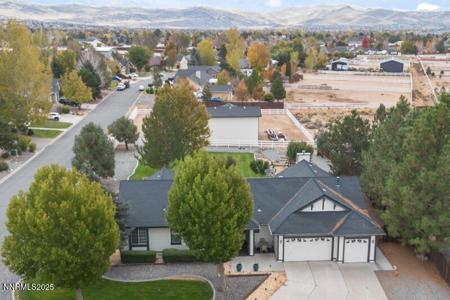 10 Desert Peak Court
