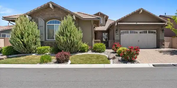 9822 Dyevera Lane