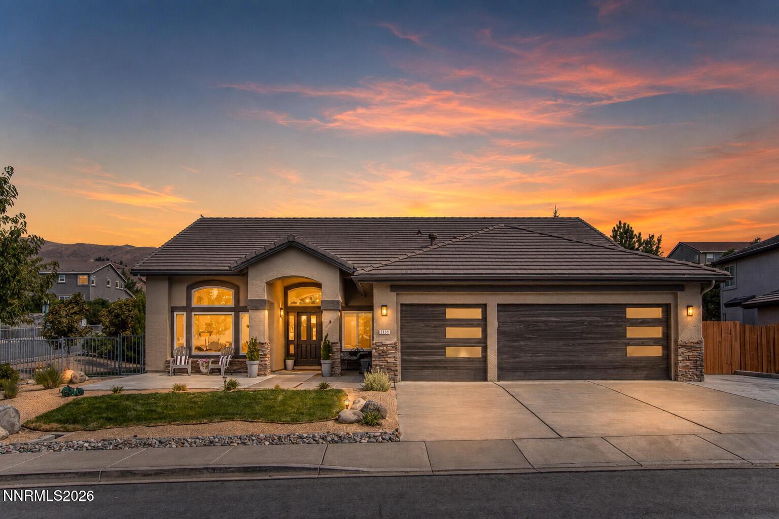 Image 1: Sunset exterior