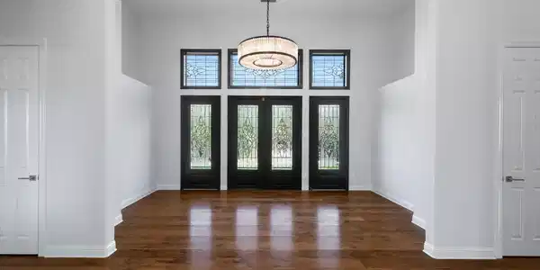 Image 3: 123-web-or-mls-1180 Paddock Ln