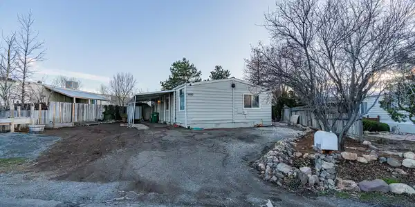 16180 Rhyolite Circle