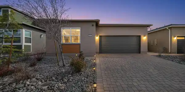 2469 Metolius Drive