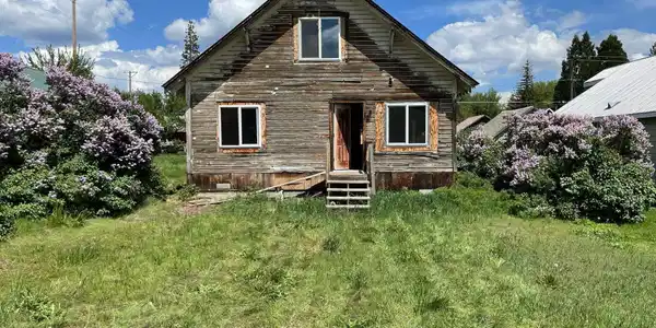 122 Fir Street
