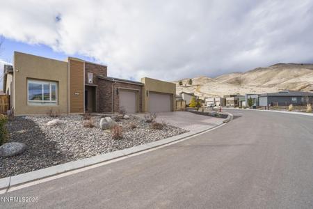 8949 Suncreek Trail