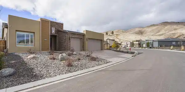 8949 Suncreek Trail