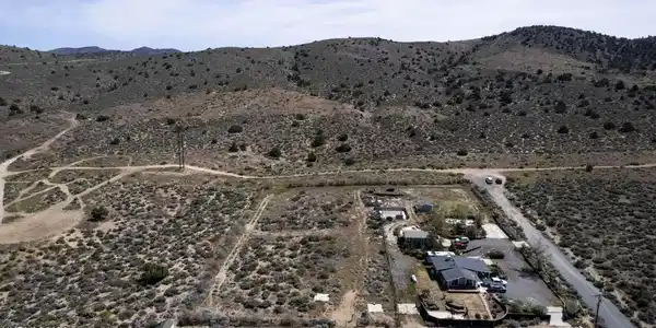 Image 3: 6-web-or-mls-DJI_0240