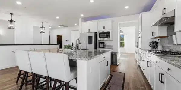Image 2: 2788 Vecchio Dr (7 of 32)
