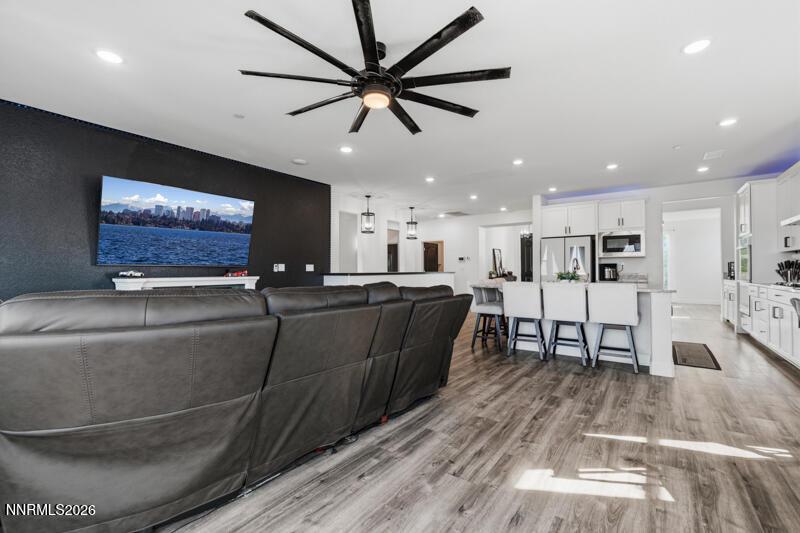 Image 4: 2788 Vecchio Dr (10 of 32)