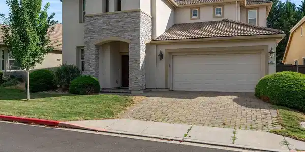 Image 3: 03-550 Little Sorrel Ct-102