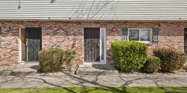 377 Smithridge Park