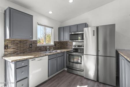 808 Tradewinds Court