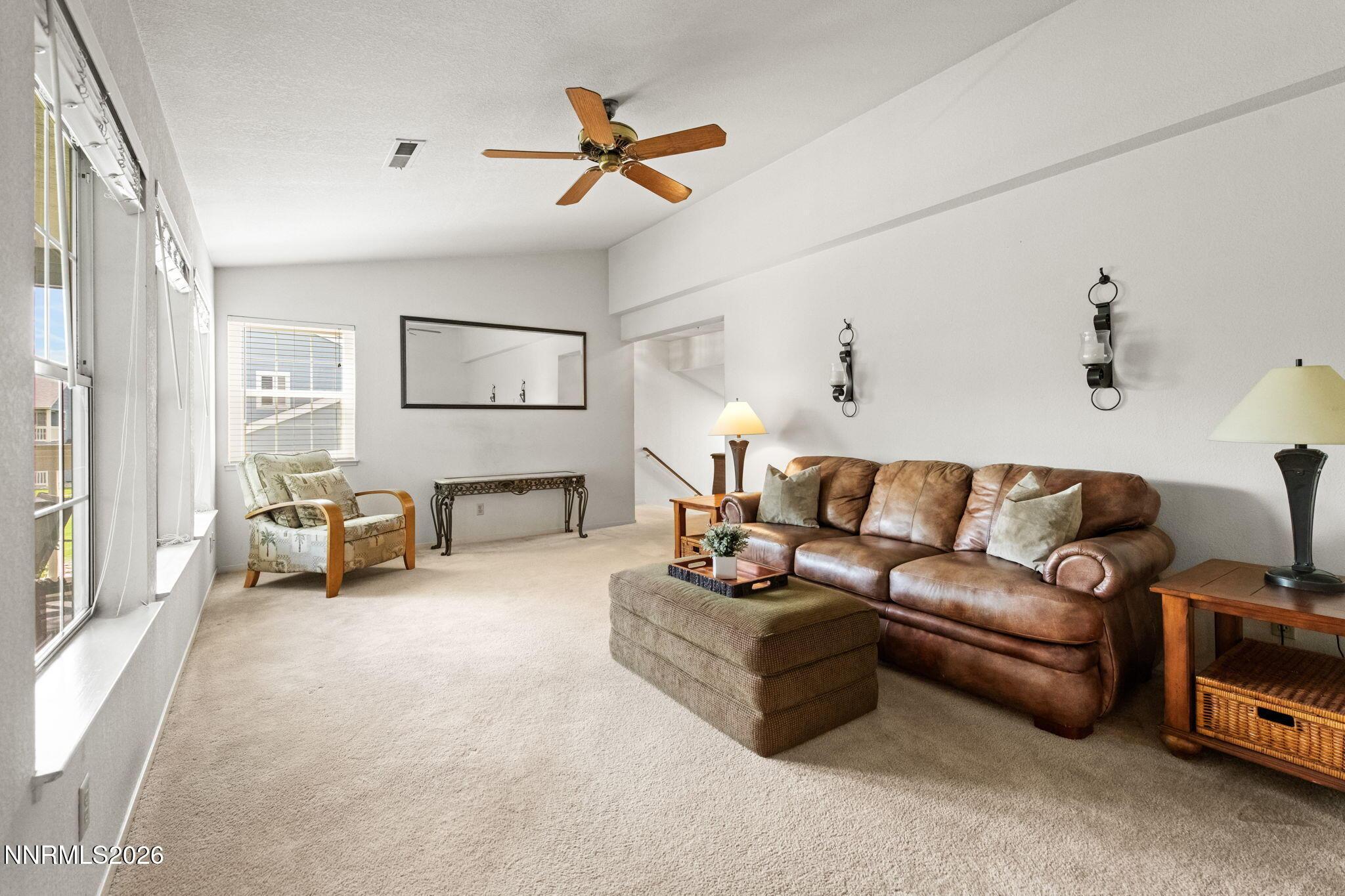 Image 3: 8-web-or-mls-8