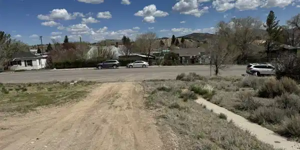 Image 4: Photo 4
