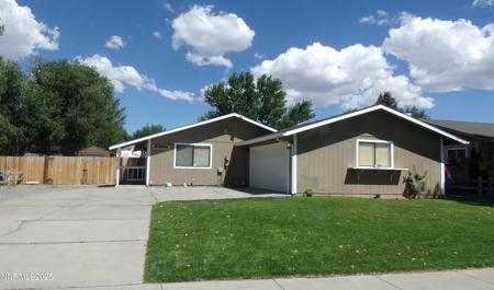 743 Lyell Way