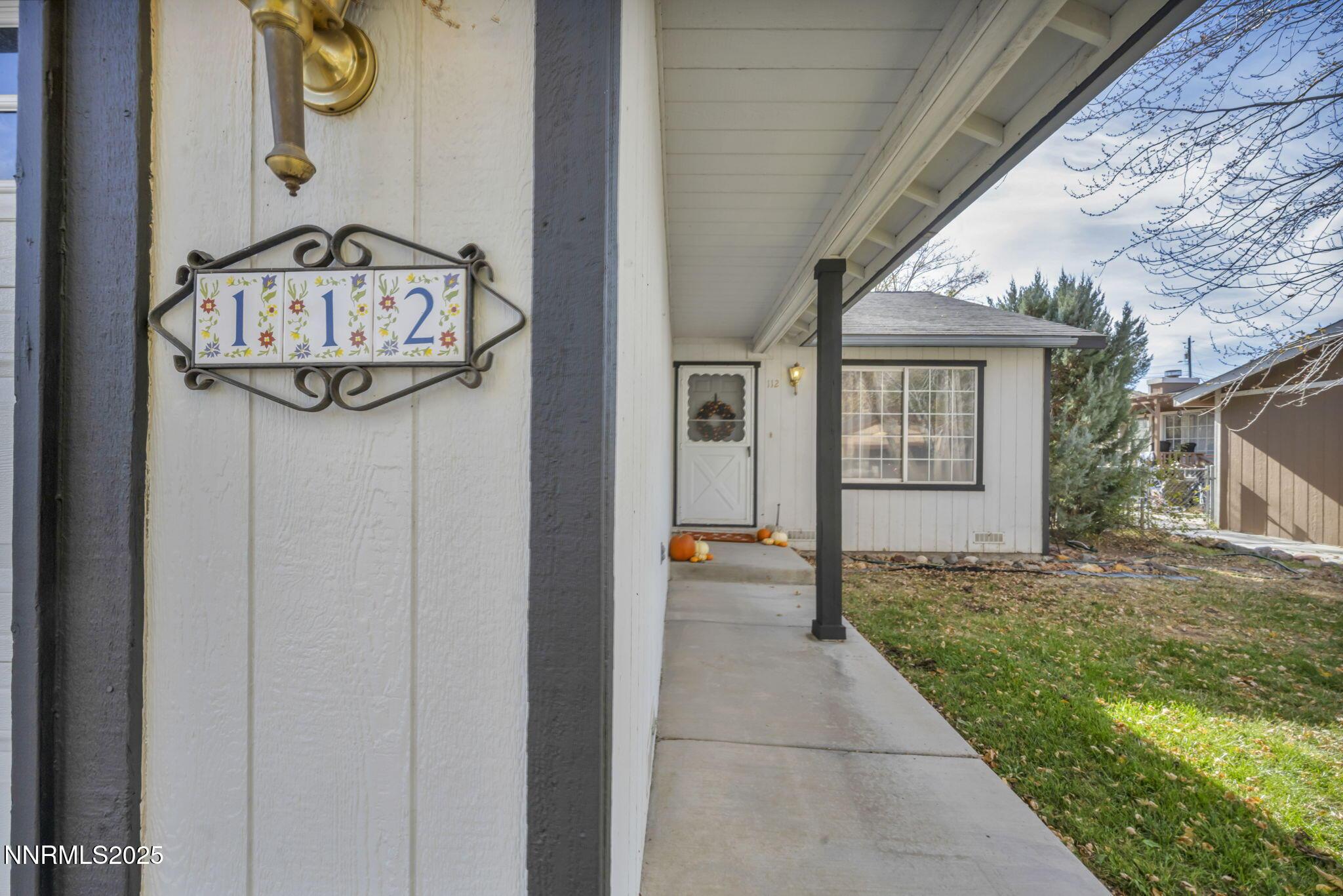 Image 4: 5-web-or-mls-112-ave-de-la-bleu-de-clair