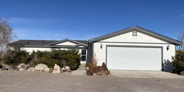1280 Crest Drive