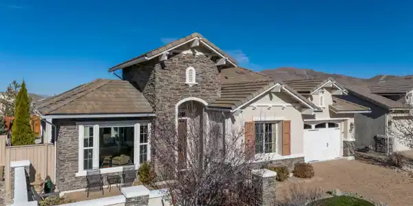 2295 Trakehner Lane
