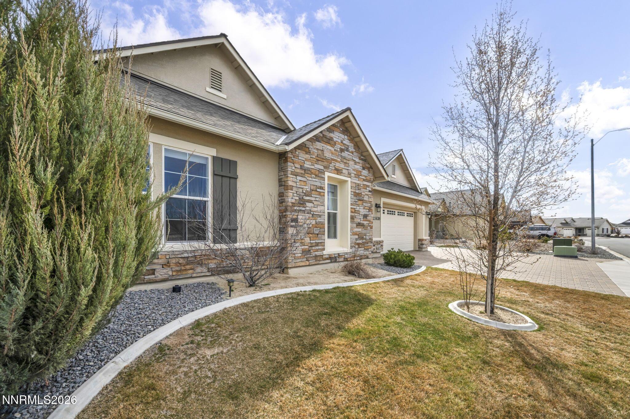 Image 3: 5-web-or-mls-11638-vista-park-dr