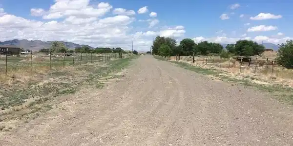 Image 3: Photo 3