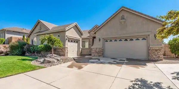 3240 Quartzite Drive