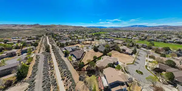Image 4: DJI_0193