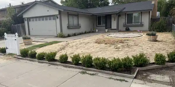 4390 Mira Loma Drive