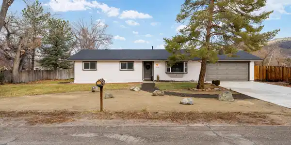 1312 Saratoga Lane