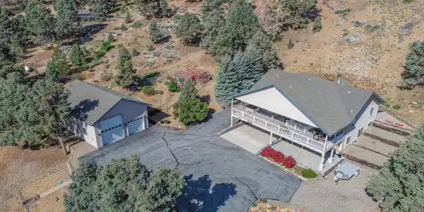 1530 Moss Circle