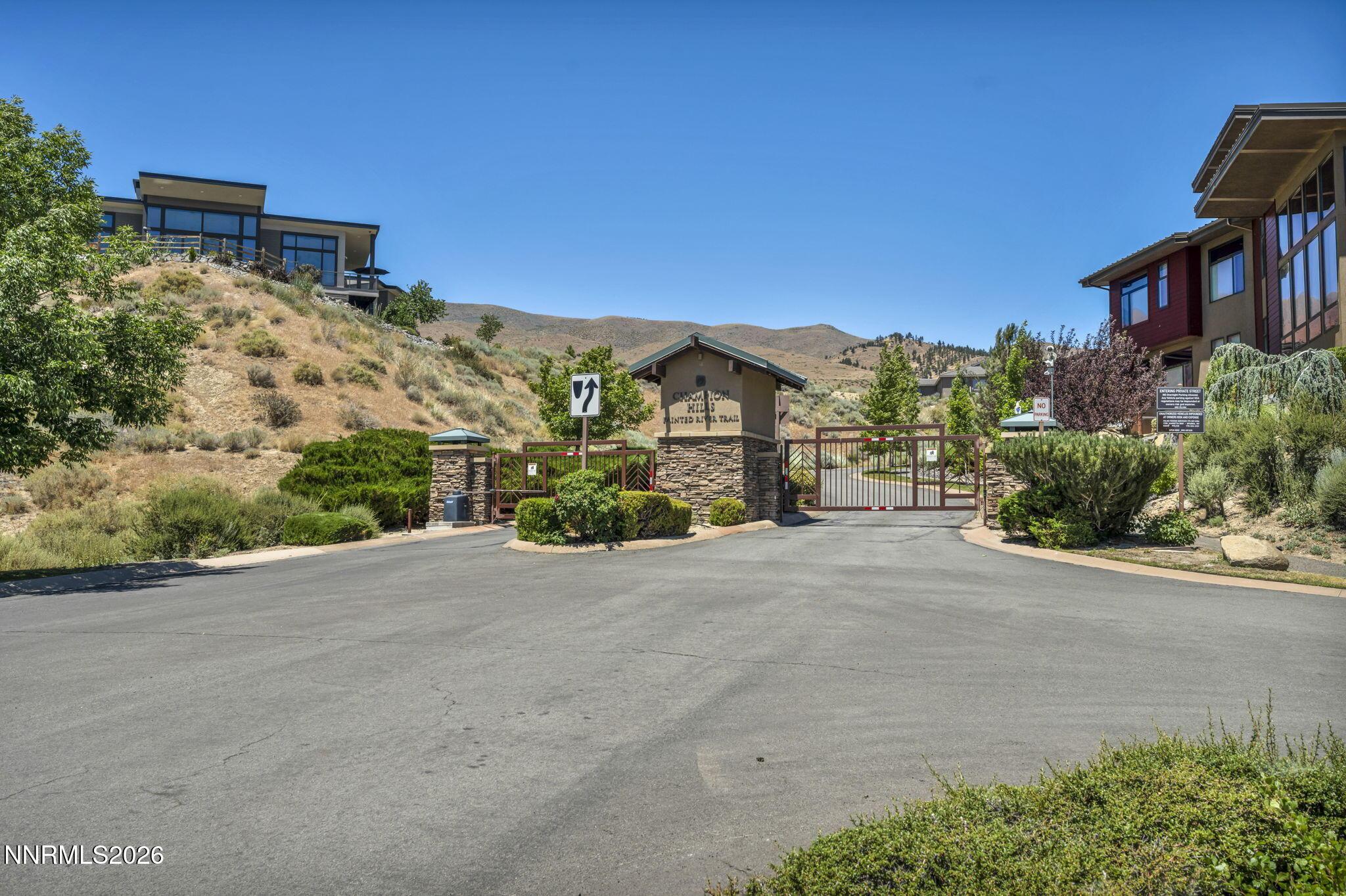 Image 2: 8315 Twin Rock Trail GATE