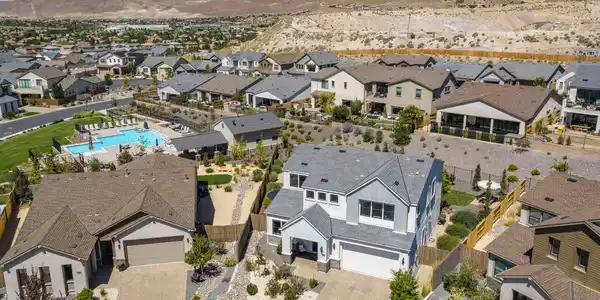 Image 4: 4-web-or-mls-DJI_20260730144112_0558_D