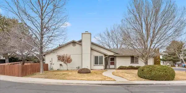 1611 Topeka Circle