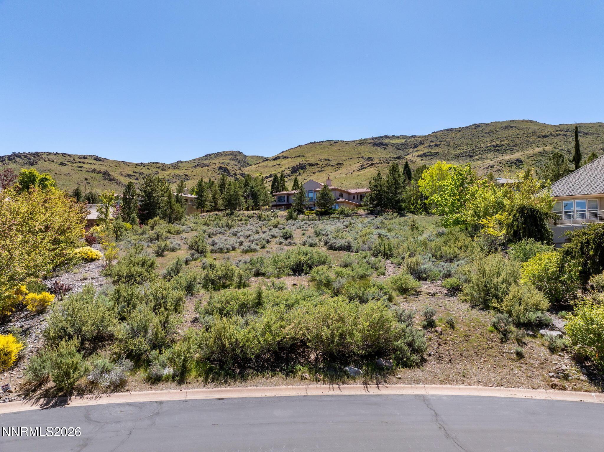 Image 2: 60 Promontory Pointe