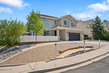 1836 Cambridge Hills Court