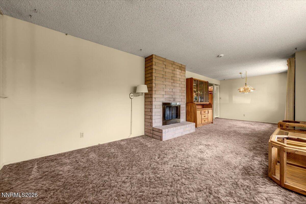Image 4: Living Rooom - Dining Room