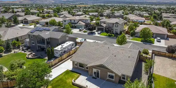 Image 3: 16-web-or-mls-DJI_0012