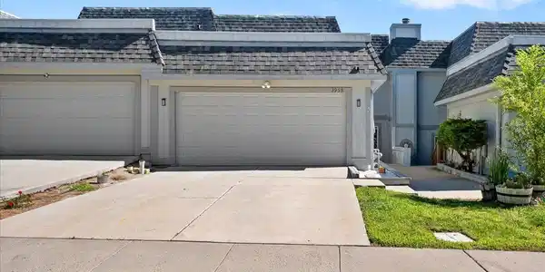 Image 2: 02-3955 Kings Row Reno NV 89503 (2 of 36