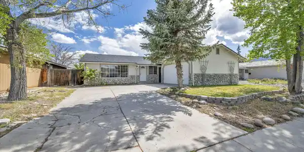 1381 Spooner Drive