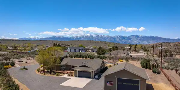 Image 4: 7-web-or-mls-DJI_20260429085213_0365_D
