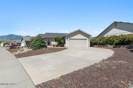 923 Ranchview Circle