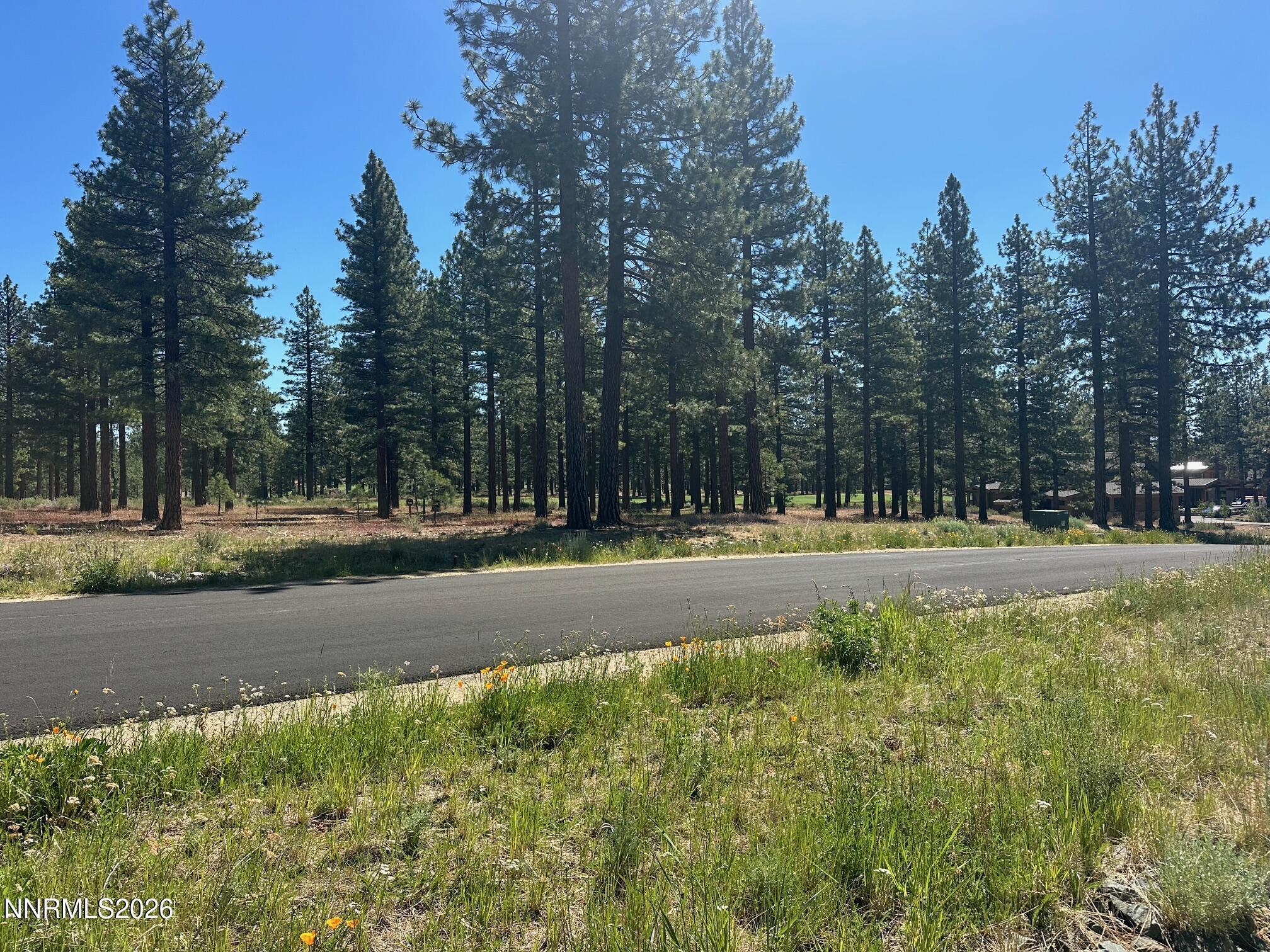 Image 3: peek of golf course