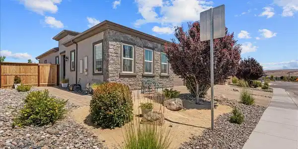 Image 4: 01-7383 Rustic Sky Drive Sparks NV 89441