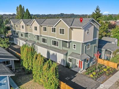 215 Corrin NW