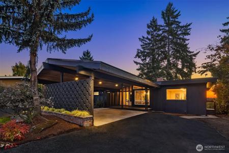 2037 121st SE