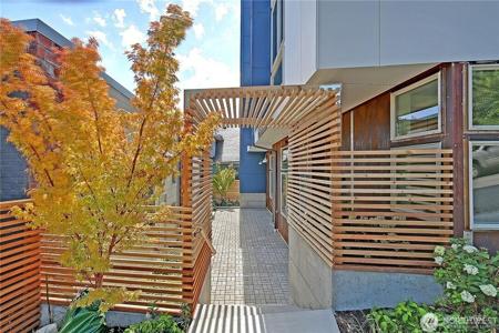 3527 Oregon