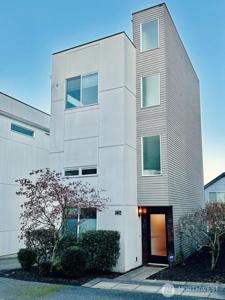 3412 22nd W