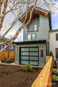 8321 25th NW