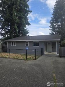 4738 Rucker