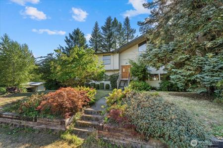 12808 12th SE