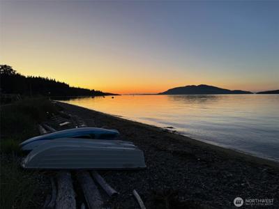 5225 Guemes Island